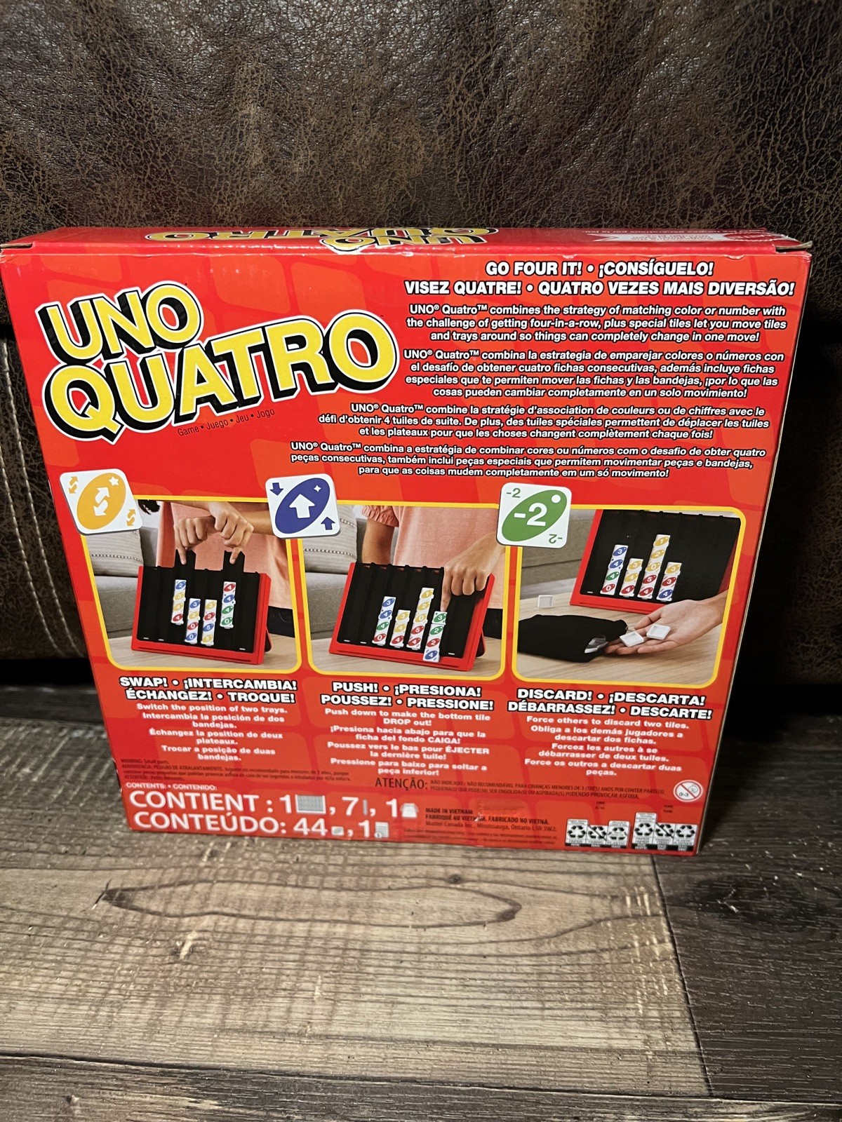 UNO Quatro Game with Colored Tiles & Plastic Game Grid NEW GREAT GIFT SHIPS FAST