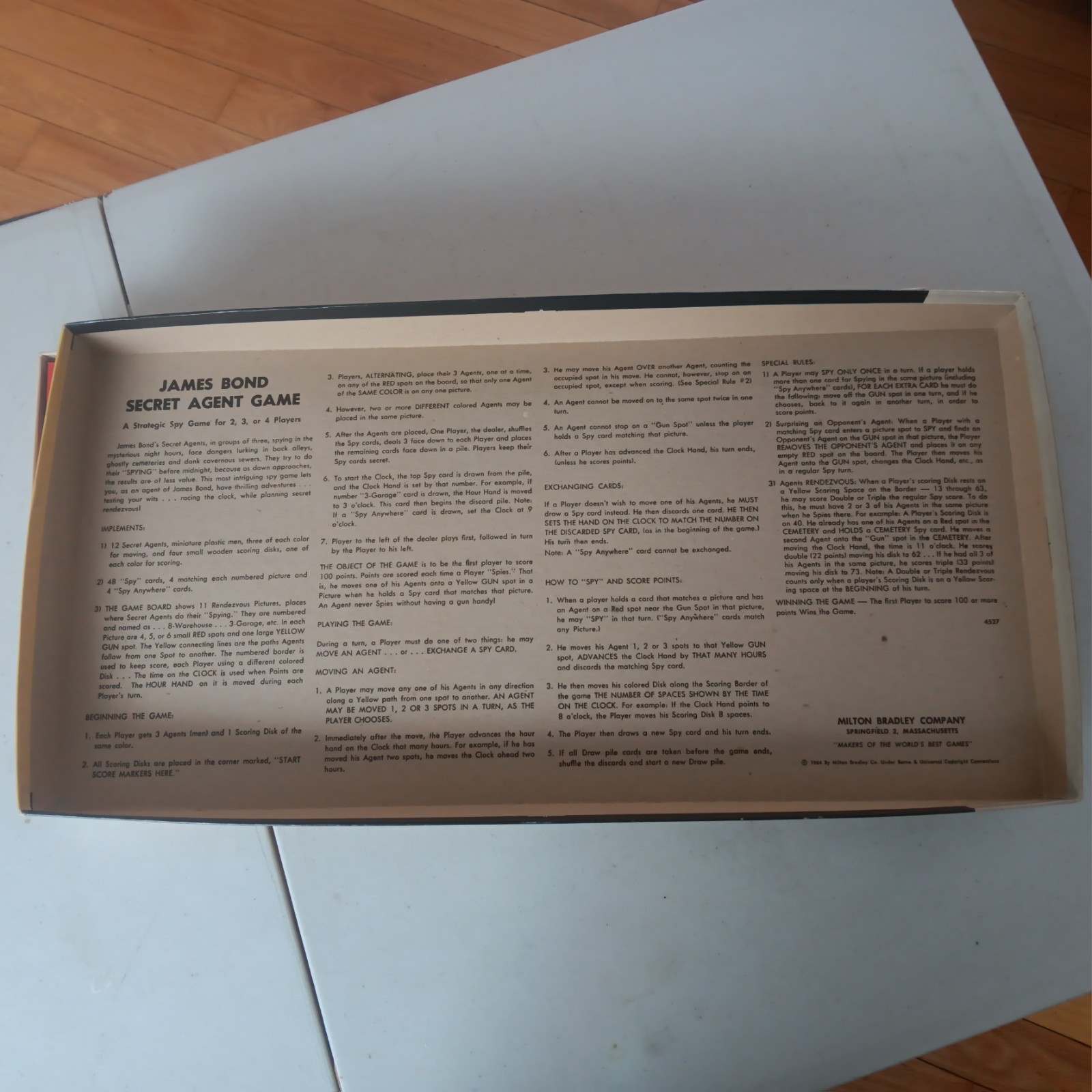 1964 Milton Bradley-James Bond Secret Agent 007 Game Blonde Version. 💯COMPLETE