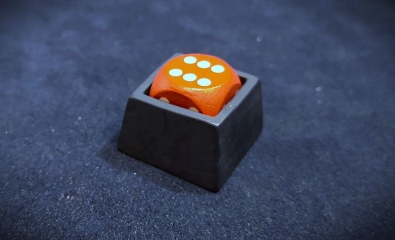 Engames Nokosu Dice Board Game Card Trick Taking Japan Yusuke Matsumoto