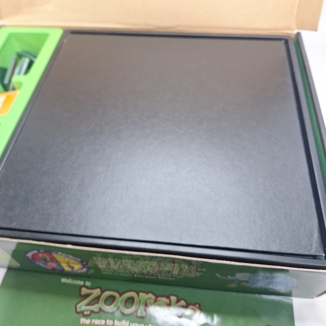 Cranium Zooreka Race to Build Your Zoo! Family Board Game 2006 Complete