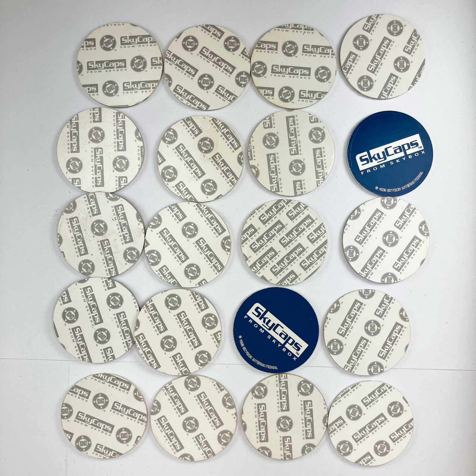 Lot of 20 Pogs Batman DC Comics SkyCaps SkyBox from 1993