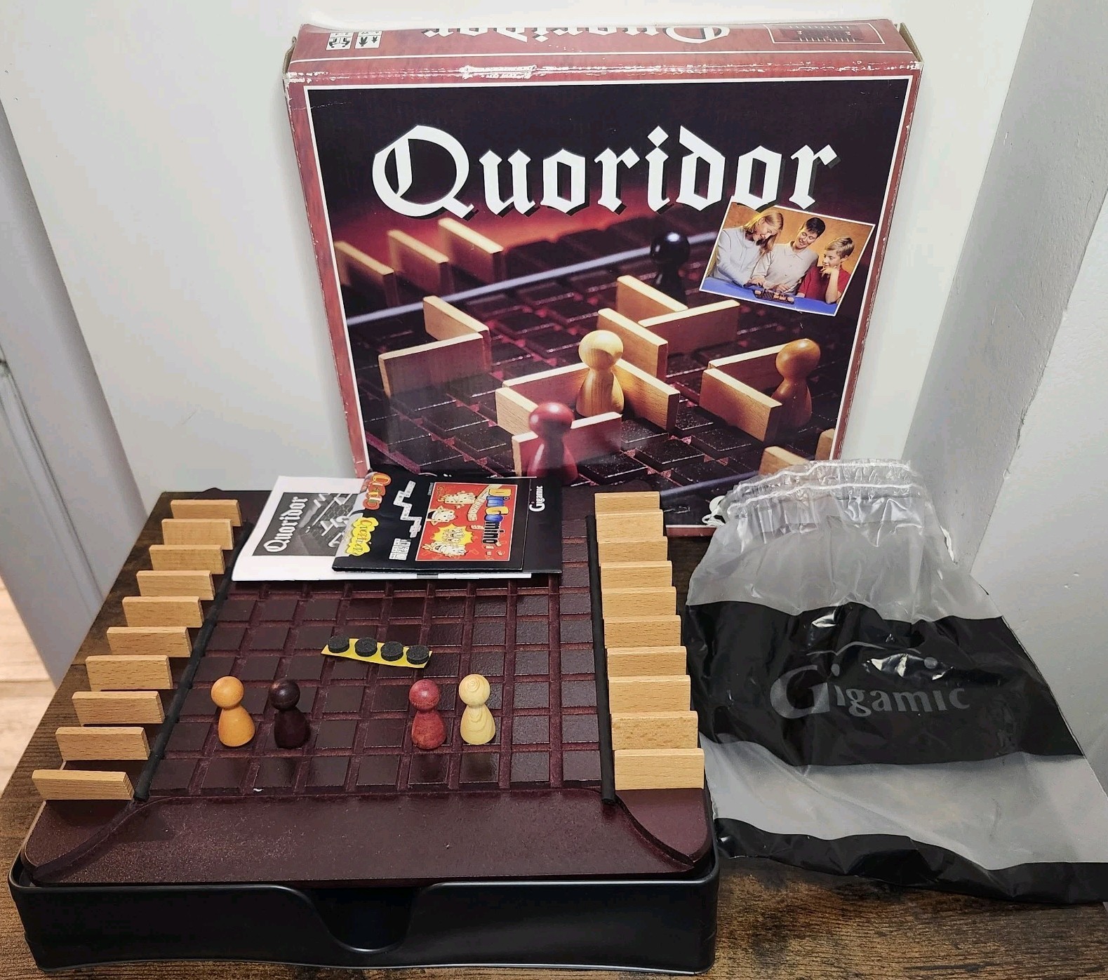 QUORIDOR 1st Ed. Wooden Board Game 100% COMPLETE 1997 VINTAGE MULTI AWARD WINNER