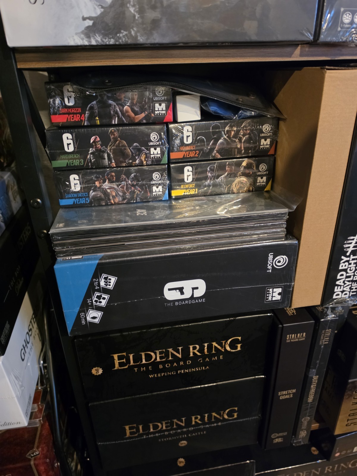 rainbow six siege board game: base game plus all maps and year 1 to 5 operators