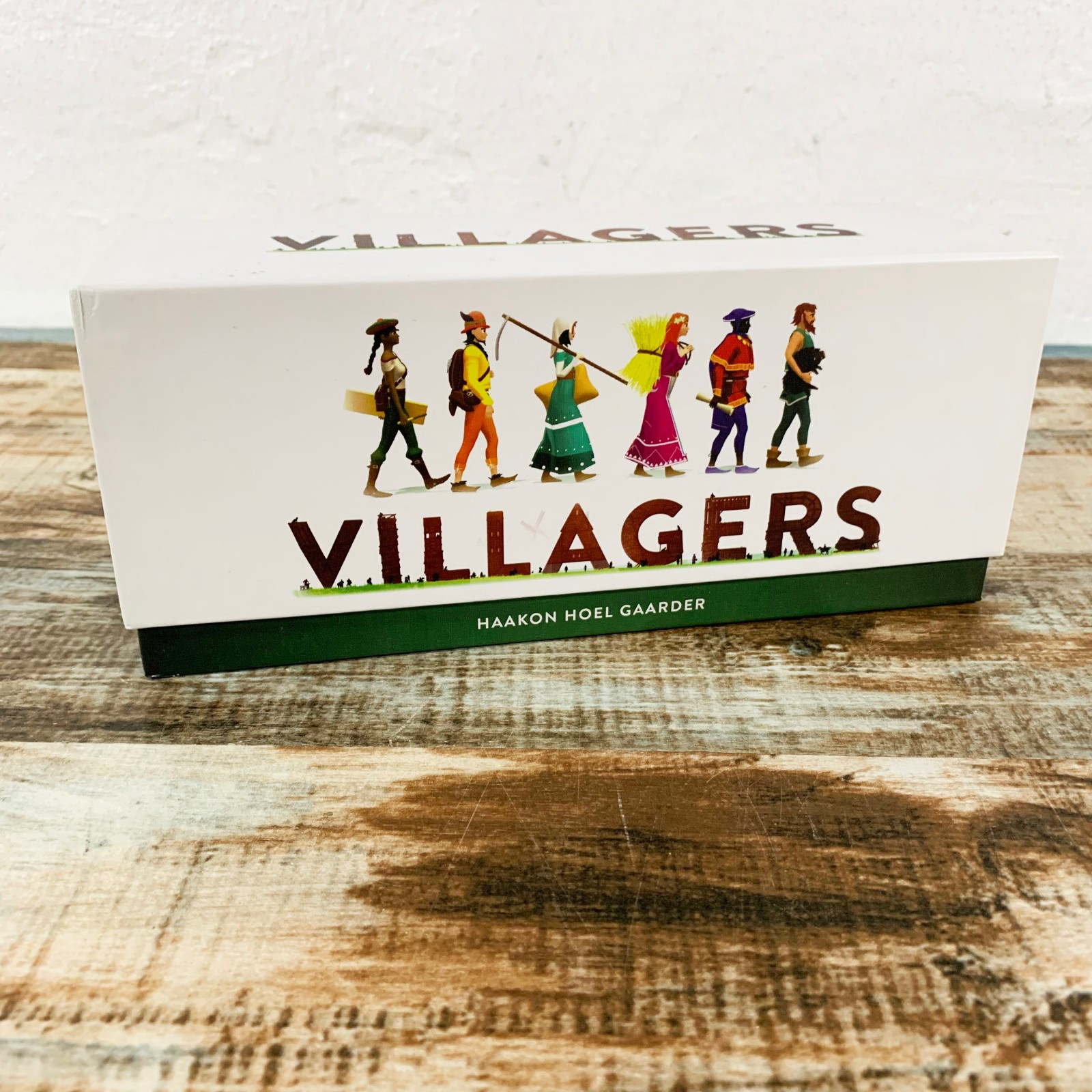 [NEW Open Box] VILLAGERS Card Board Game – 1-5 Players – Sinister Fish Games