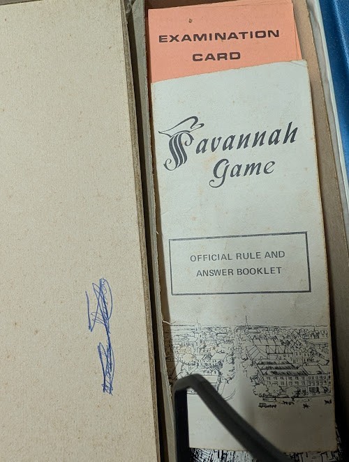 Vintage Savannah Game Board Game Georgia History Trivia Complete w Cards