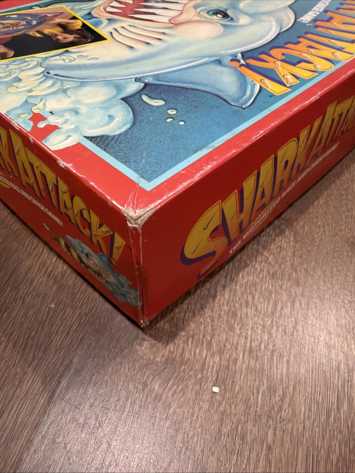 MB – Shark Attack! Vintage Board Game (1988) – GREAT! WORKS! Missing Dice