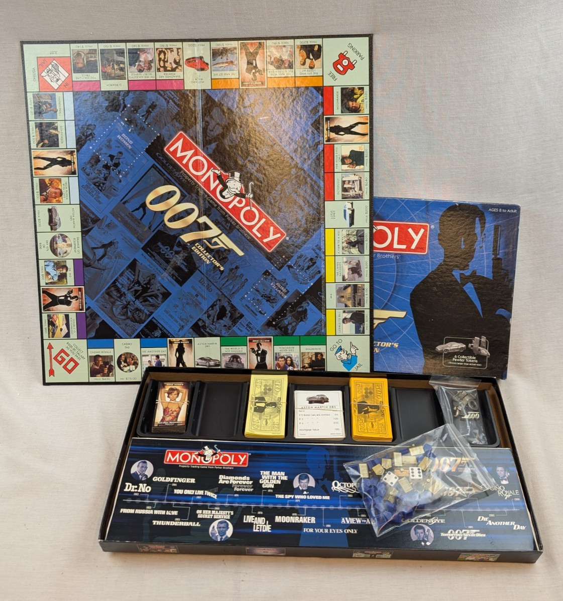 James Bond 007 Collector’s Edition Monopoly Board Game 2006 missing instructions