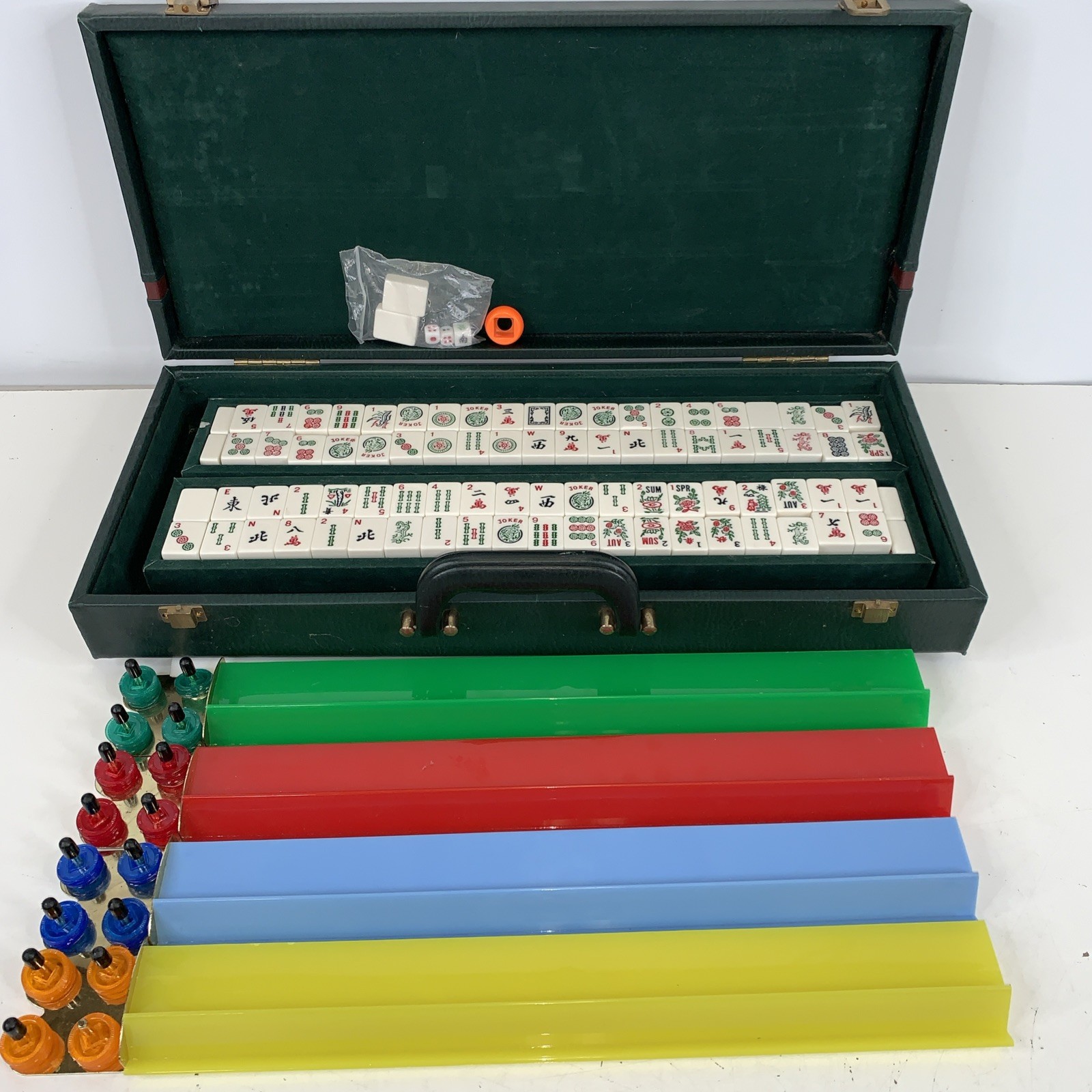 Vintage Mah Jongg Set W/Case, 4 Trays 166 White Tiles