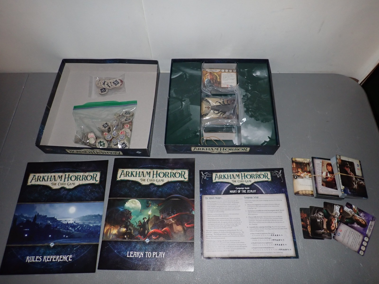 Arkham Horror The Card Game + Elder Sign Arkham Files