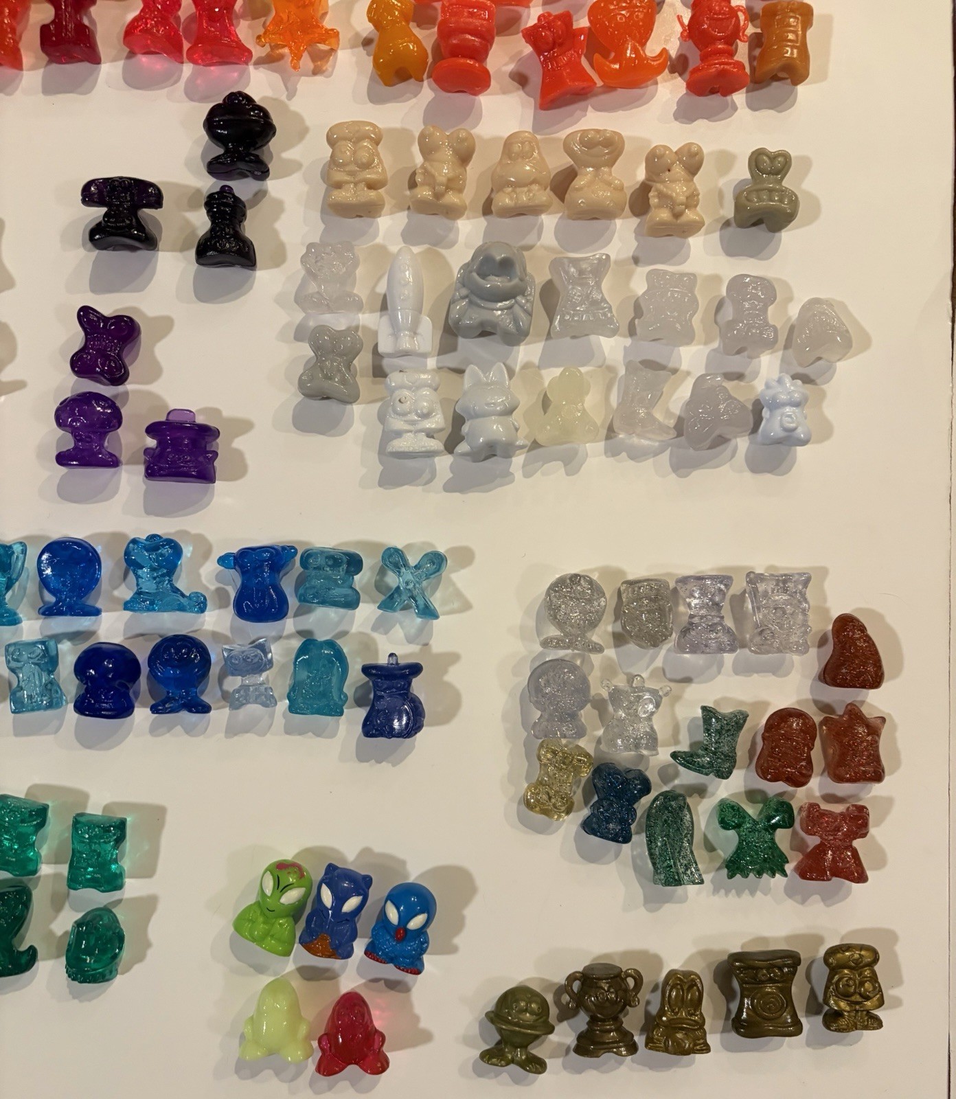 450 Piece Lot – GoGoS CRAZY BONES – Eggy, Aliens, Glitter, Jaws, Clear, Etc