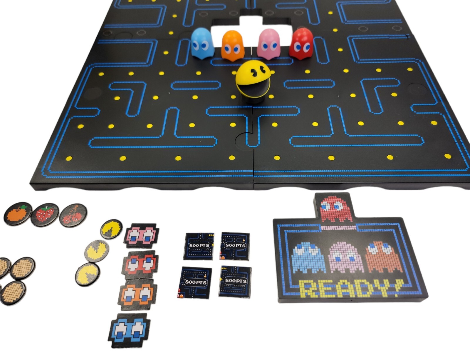 Pac-Man – The Board Game Authentic Arcade Sounds Waka Waka by Buffalo Games