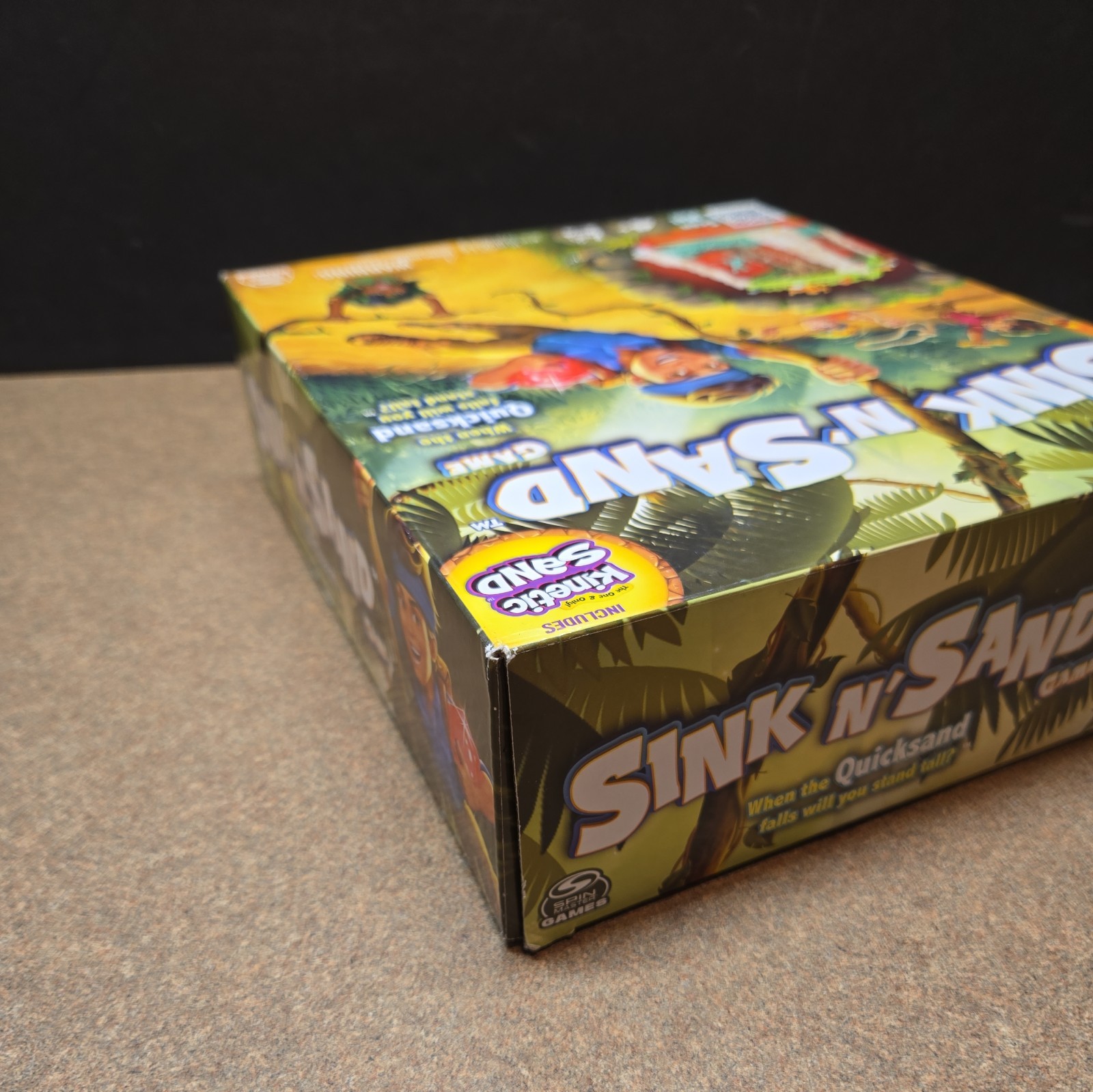 Spin Master Games Sink n’ Sand Family Adventure Game Includes Kinetic Sand