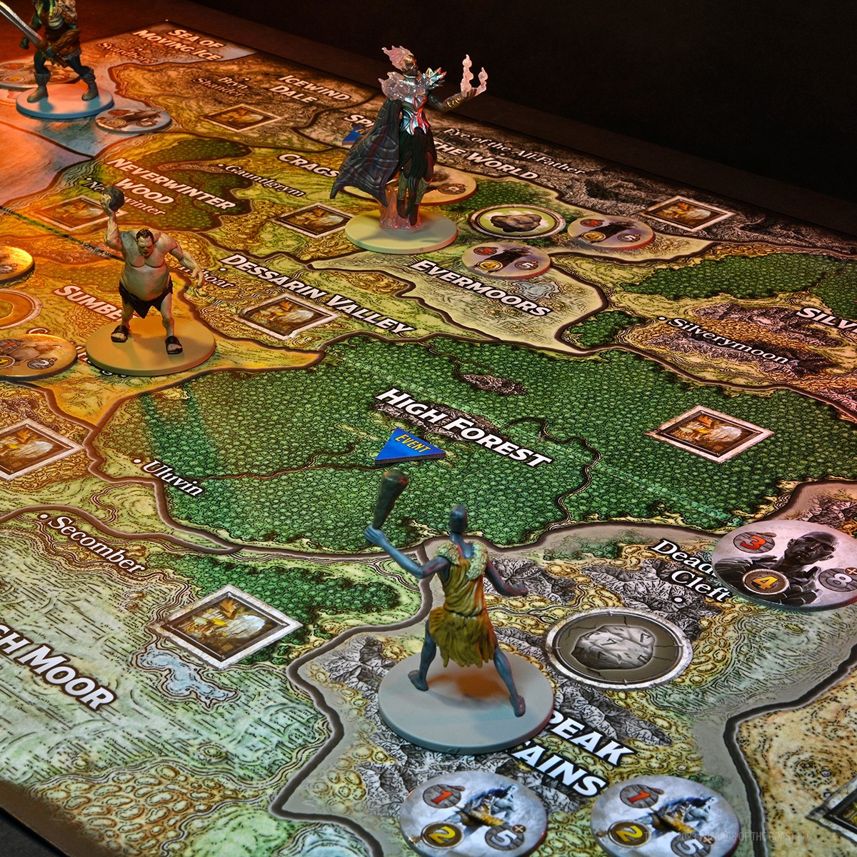 Dungeons & Dragons: Assault of the Giants Board Game (Premium Edition)
