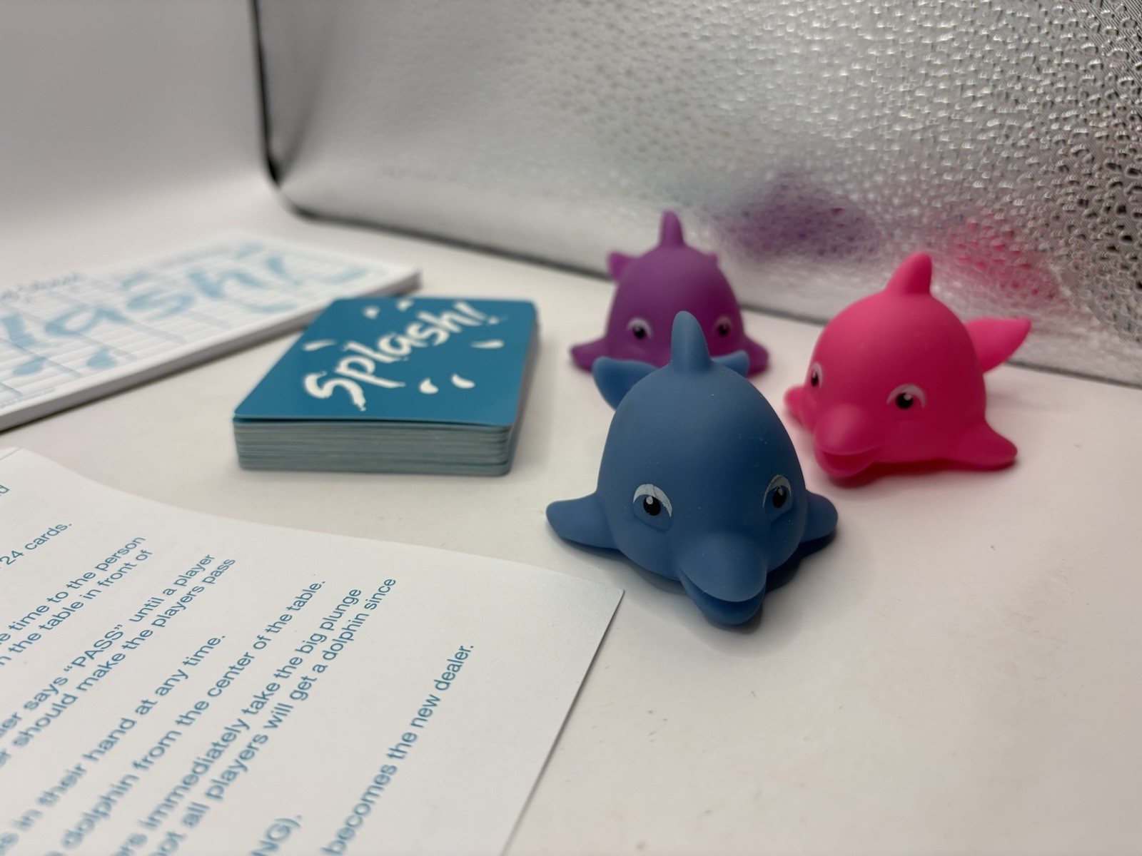 Splash! Matching Card Game Dolphin Kids Classic Family Fun 1618 Complete!