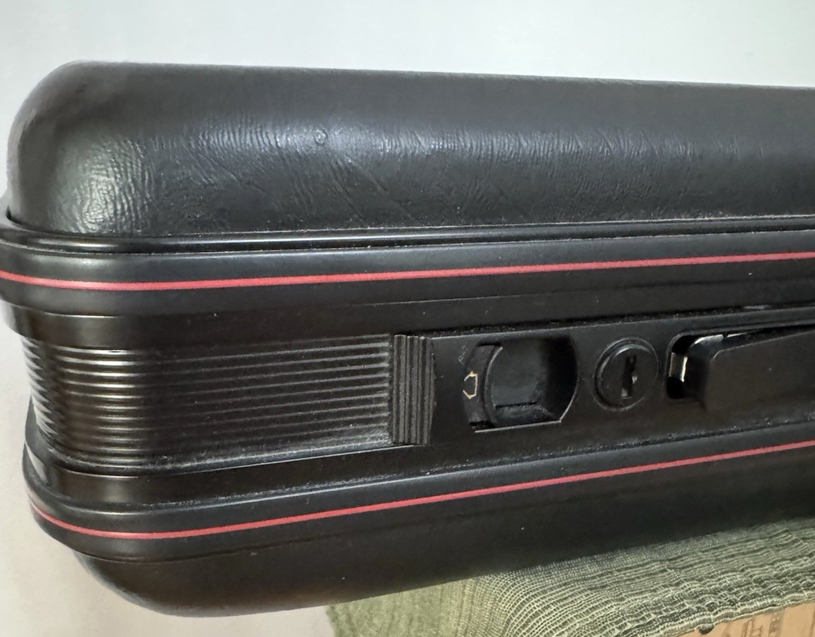 Vintage Mah Jong Jongg Black Hard Shell Carrying Case Foam Interior 20″×9″×5″