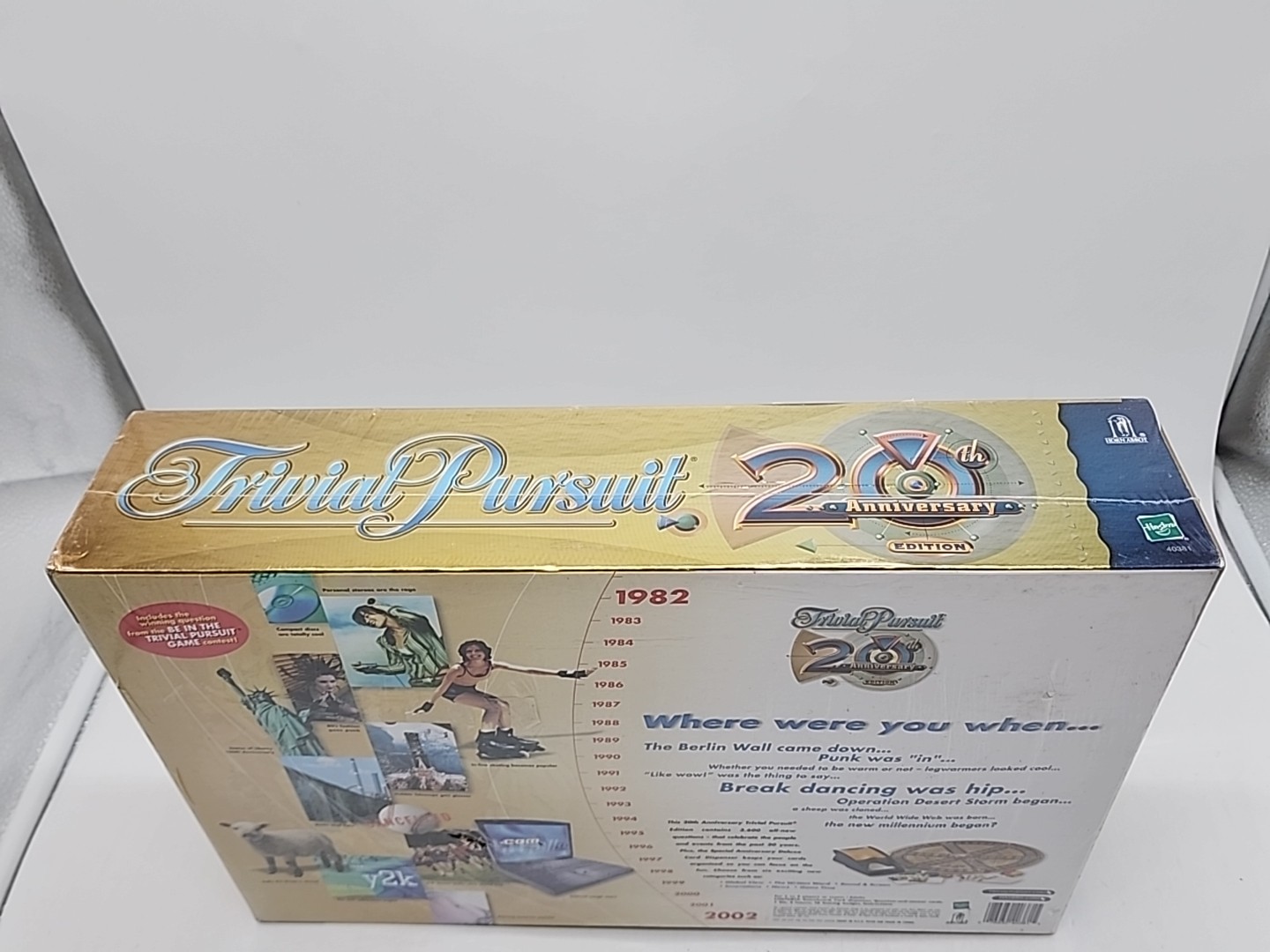 Hasbro Games Trivial Pursuit 20th Anniversary DELUXE Edition NEW SEALED *READ*