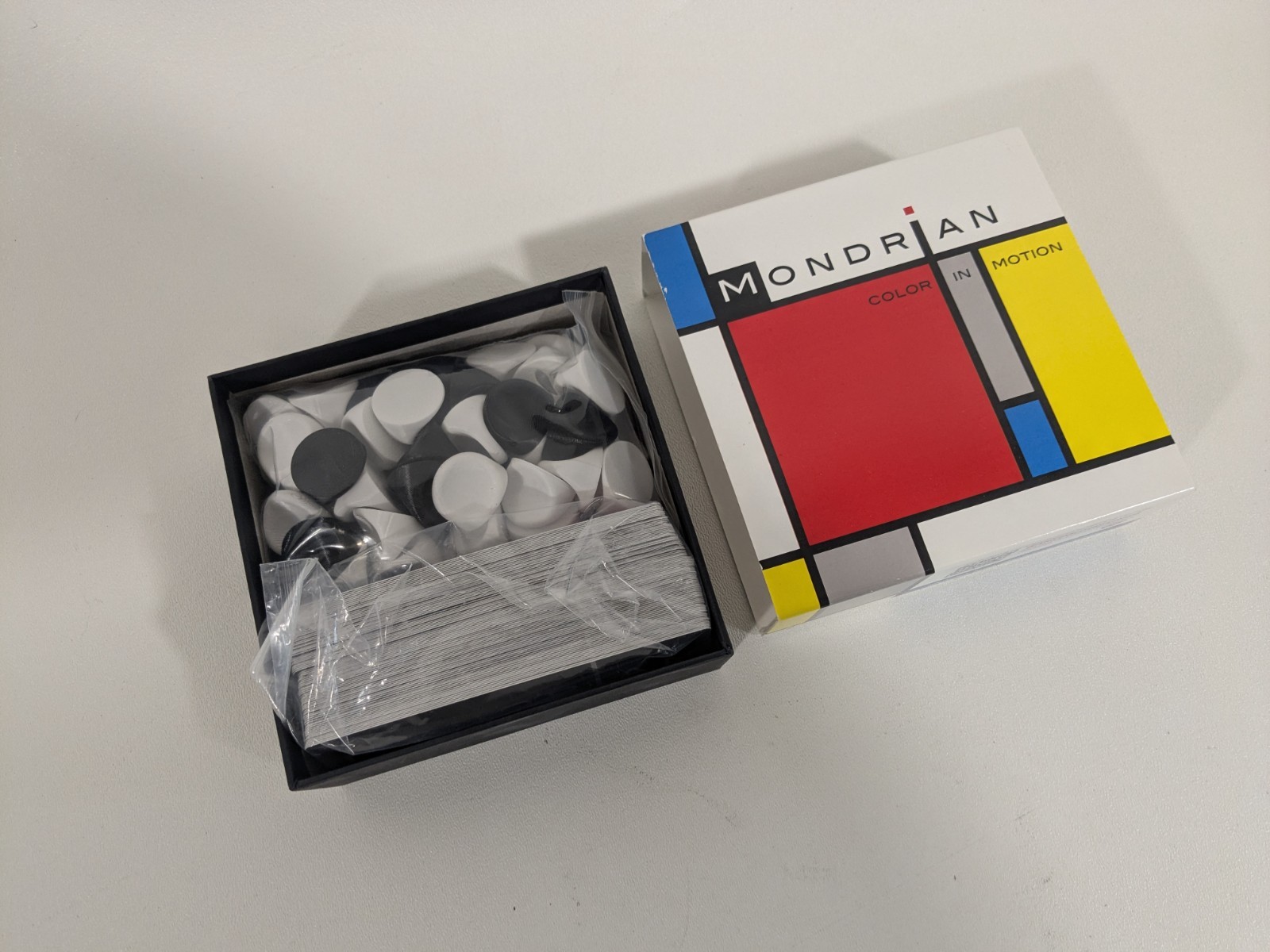 Mondrian Color in Motion Strategy Abstract Tile Game Smart Intelligent Game