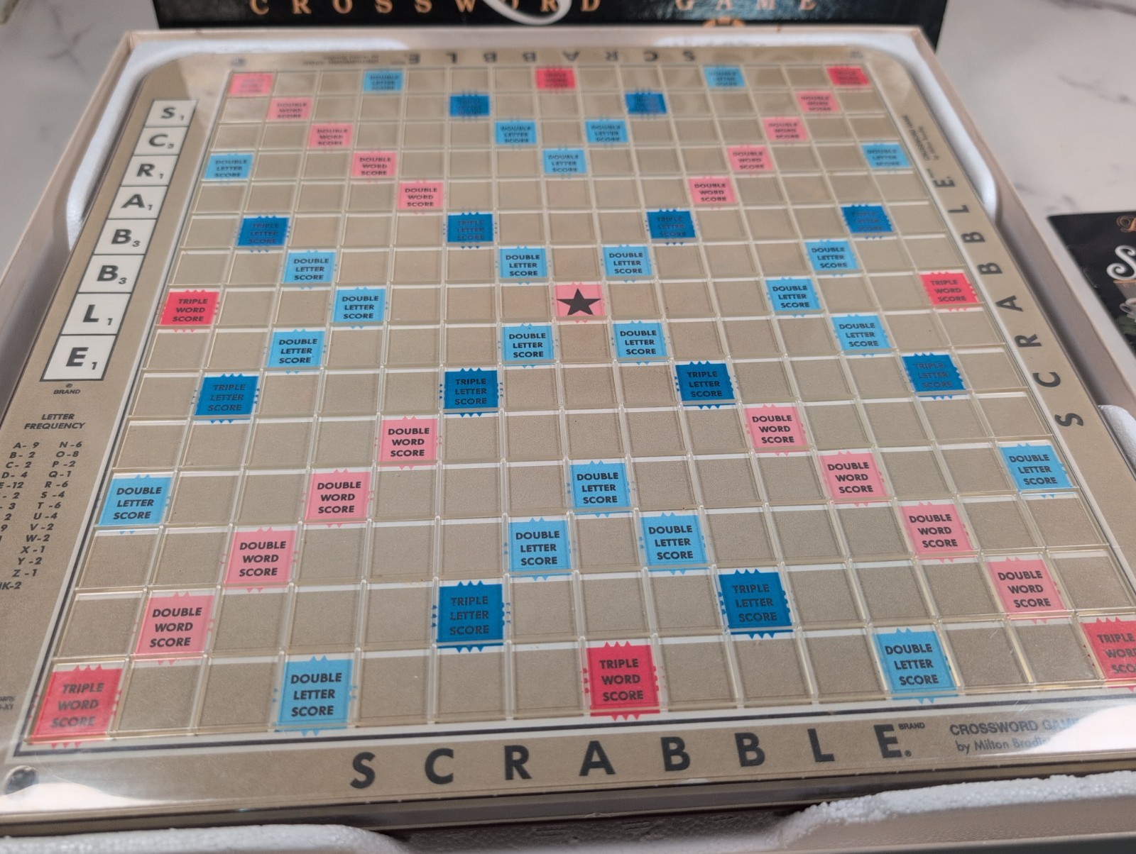 1989 Scrabble Deluxe Edition Turntable Board Game Milton Bradley #4034 Complete