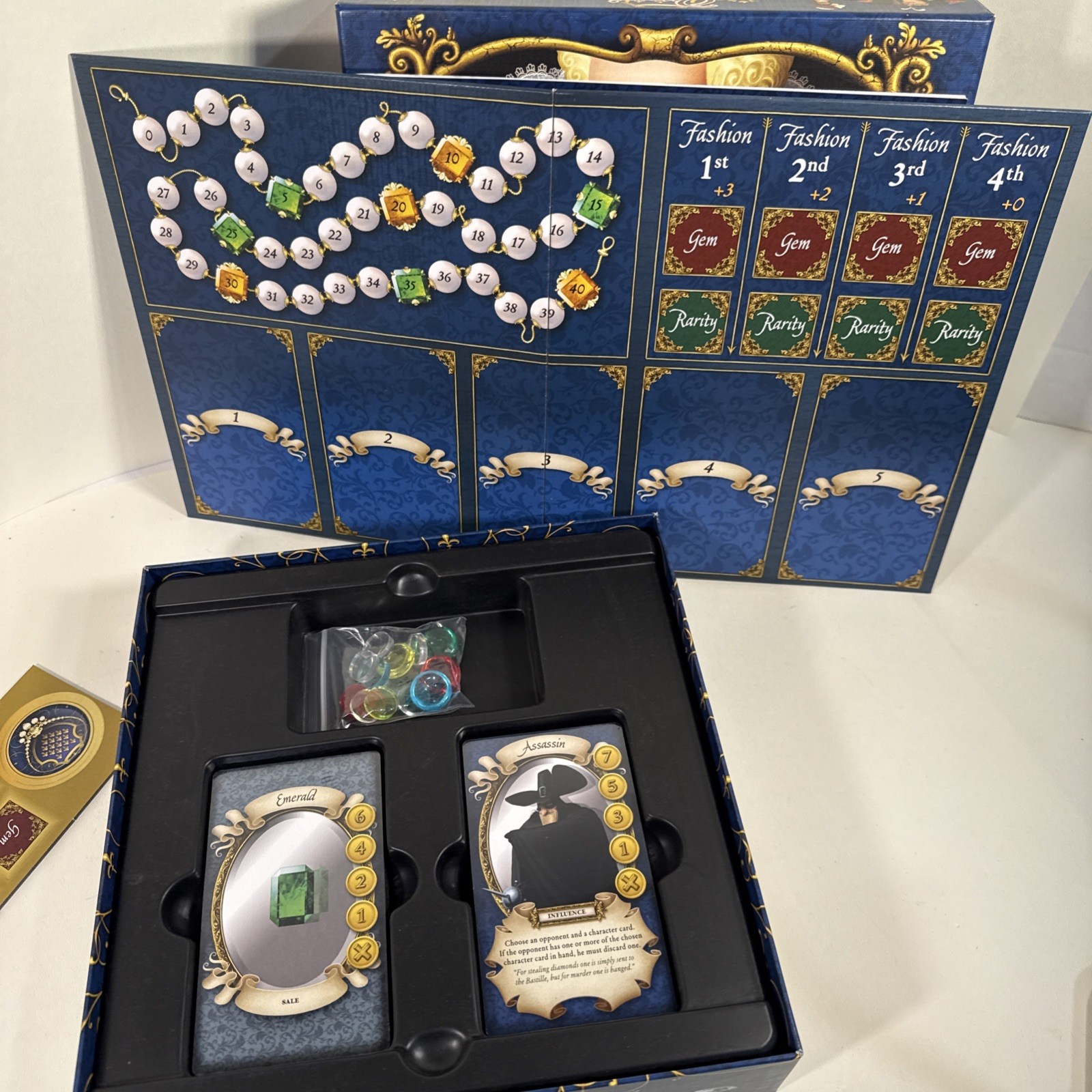 Queen’s Necklace Board Game By Spaghetti Western:Used Appears Complete Complete