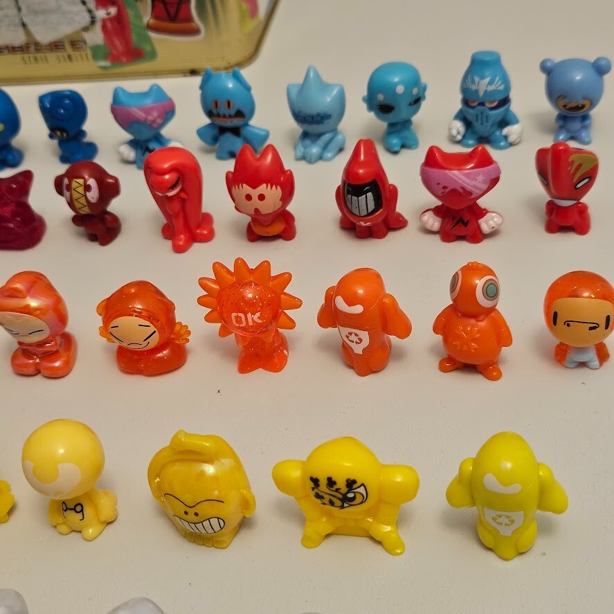 LOT OF 71 Gogo’s Crazy Bones Series 2 3 4 Advanced Gold Limited Edition Clear