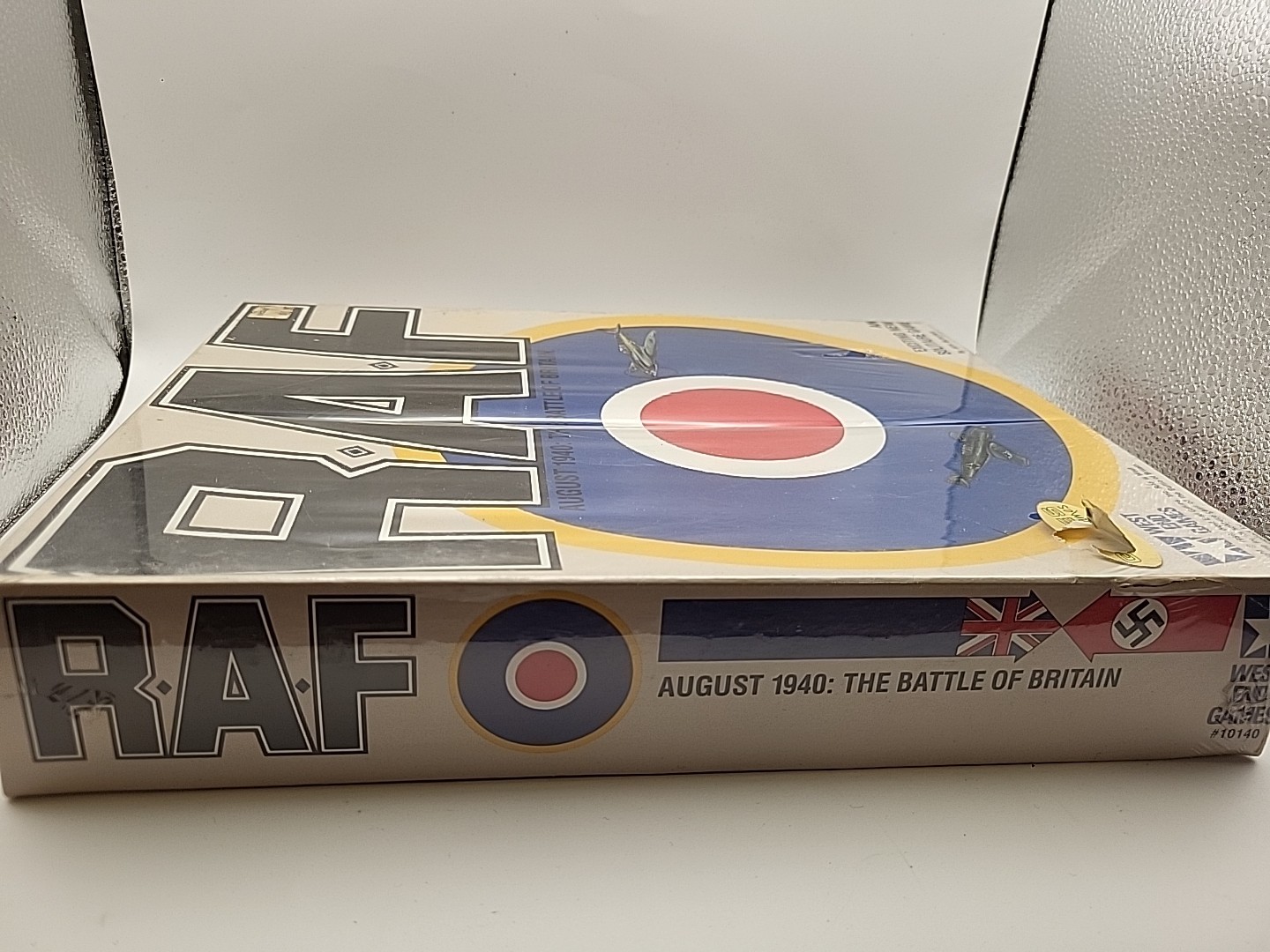 1986 Vintage RAF Aug 1940 The Battle for Britain West End Games New/shrink open