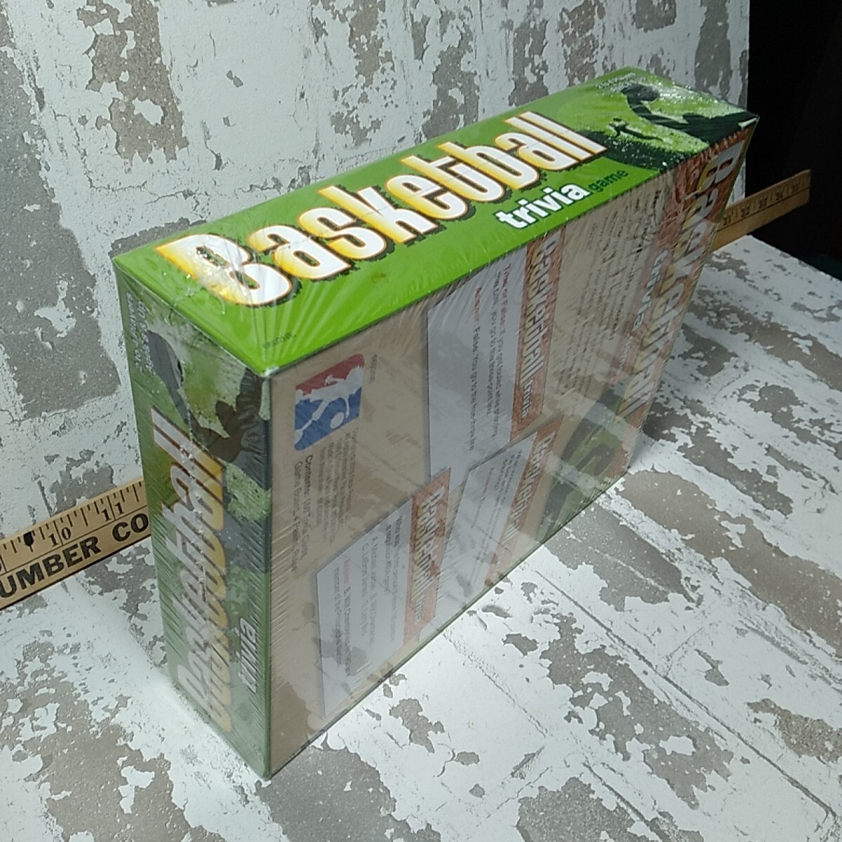 Basketball Trivia Game 2-4 Players Ages 8 And Up Sealed