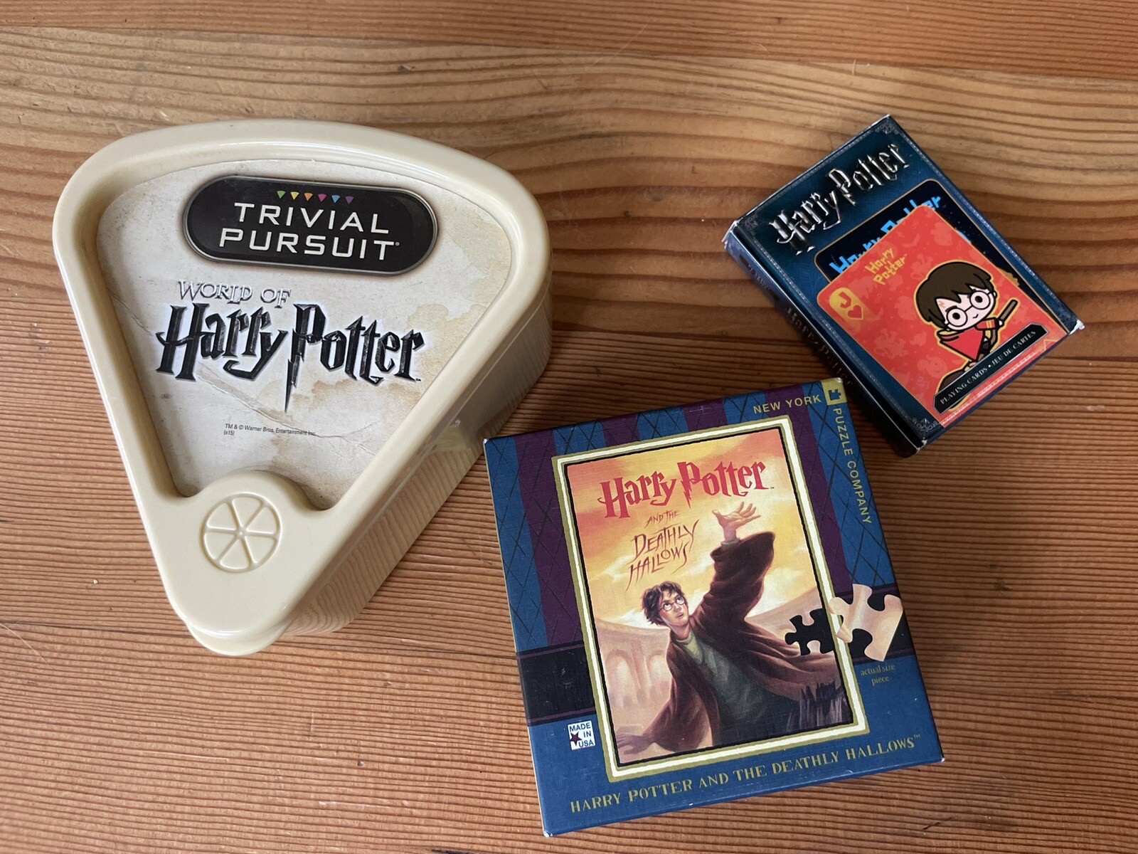 Harry Potter Trivial Pursuit, Playing Cards And 100 Pieces Puzzle SET