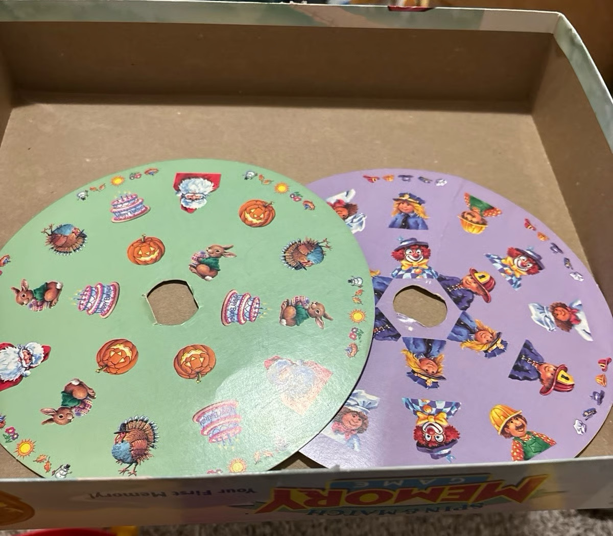 Vintage 1990- Milton Bradley MEMORY Spin & Match Game!