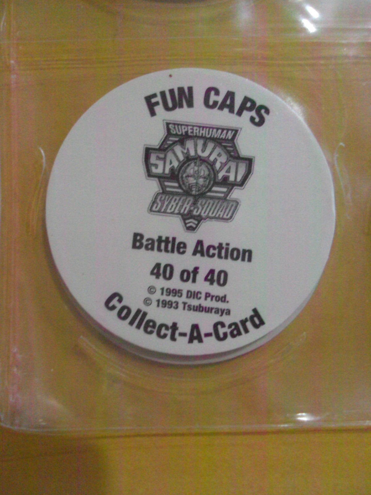 ~~ A Collectors Set of 2 Pages “FUN CAPS 1995” Pogs NICE ~~