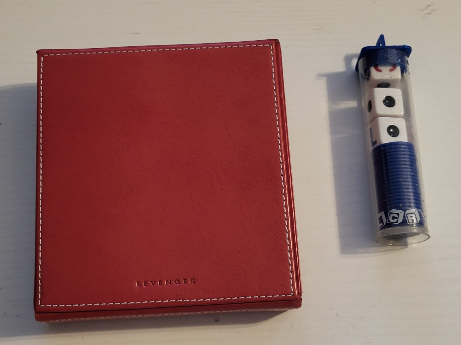 Vintage Levenger Crossword Dice Game Red Leather Case & Left,right ,center game