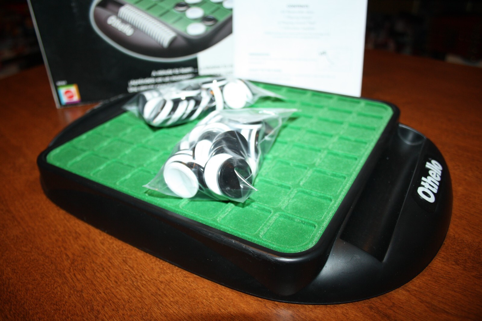 Othello Recessed Grid – A Minute to Learn… A Lifetime to Master! Mattel 2005