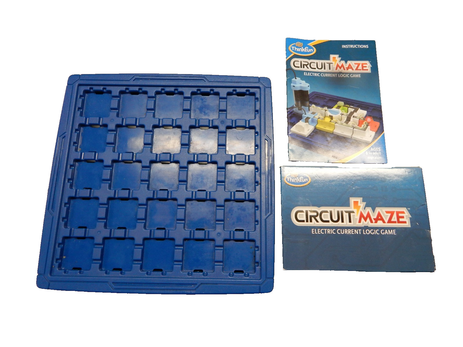 ThinkFun CIRCUIT MAZE Electric Current Logic Game