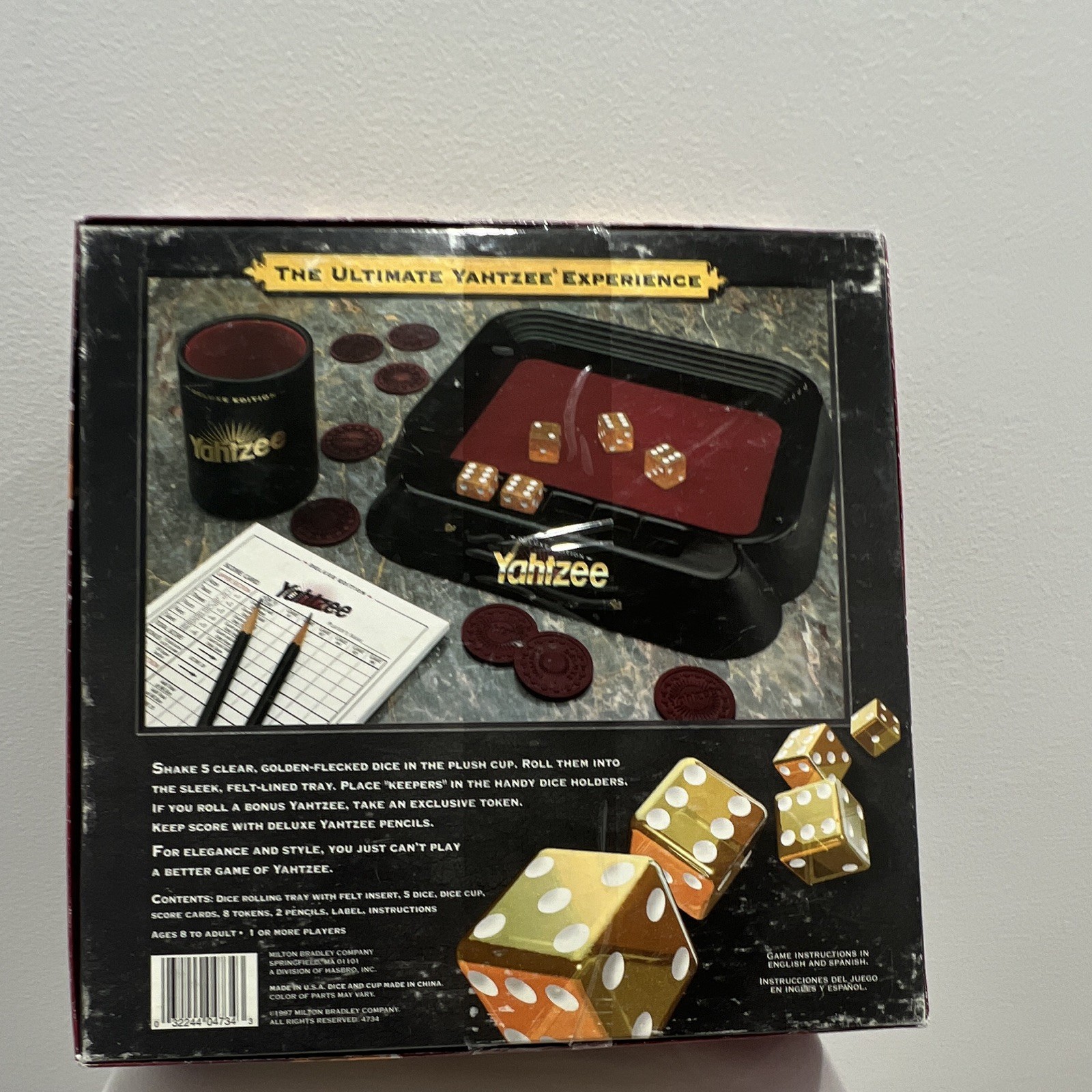 Milton Bradley Yahtzee Deluxe Edition Dice Game Set Tray Felt Insert Dice 1997