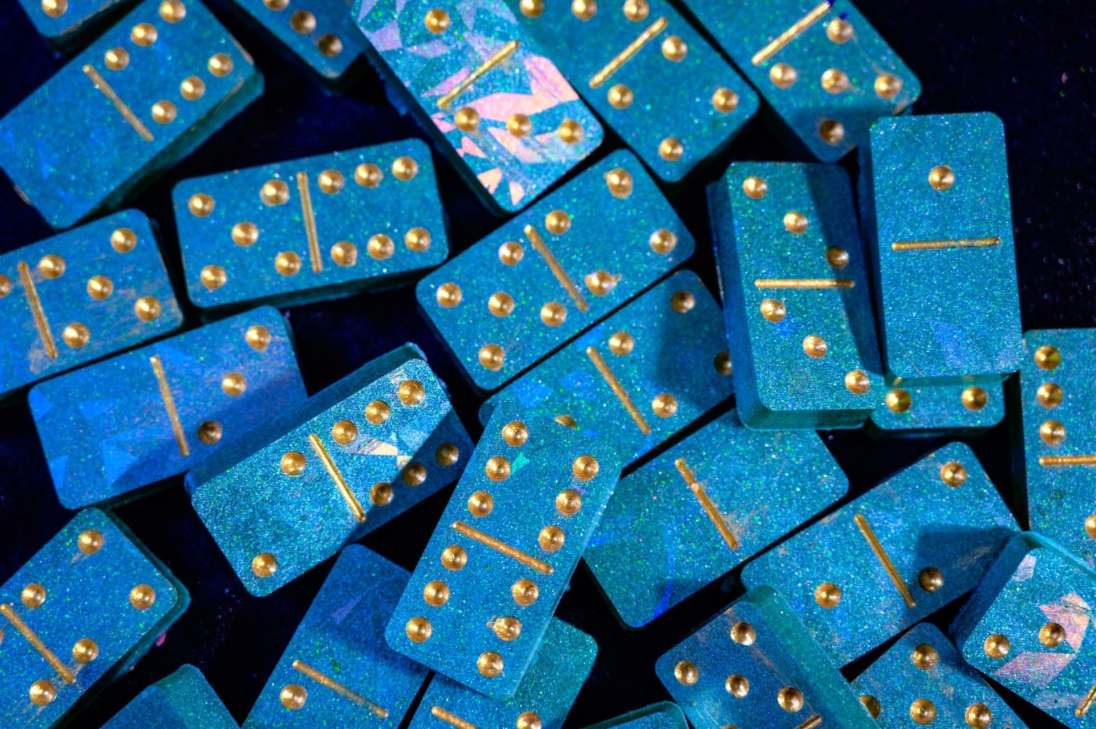Handmade Resin Teal Holographic Glitter Dominoes Gold Pips Double Six Set
