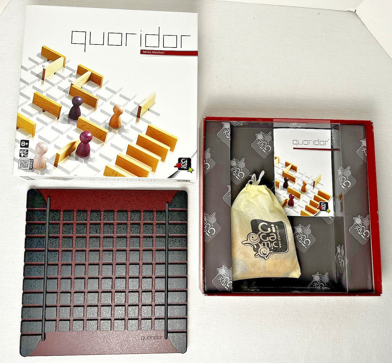 QUORIDOR: Abstract Maze Building & Maneuver Wood Board Game, Gigamic, COMPLETE