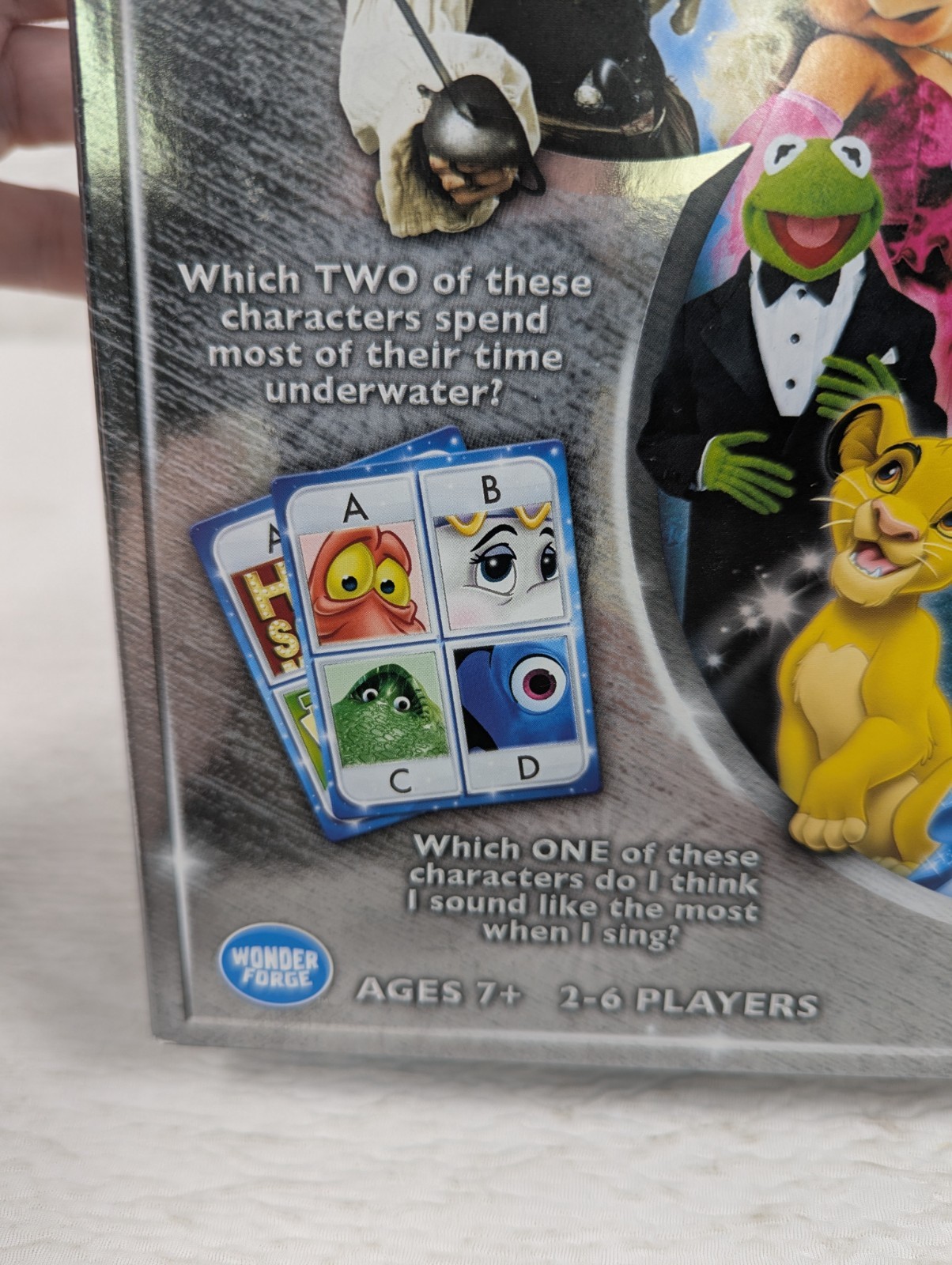 Pictopia Picture Trivia Disney Edition Board Game2-6 Players Age7+