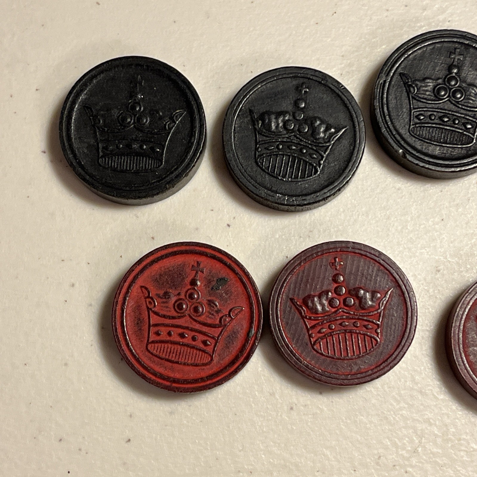 Crown And Skyscraper Wood Checkers 3 RED 4 BLACK