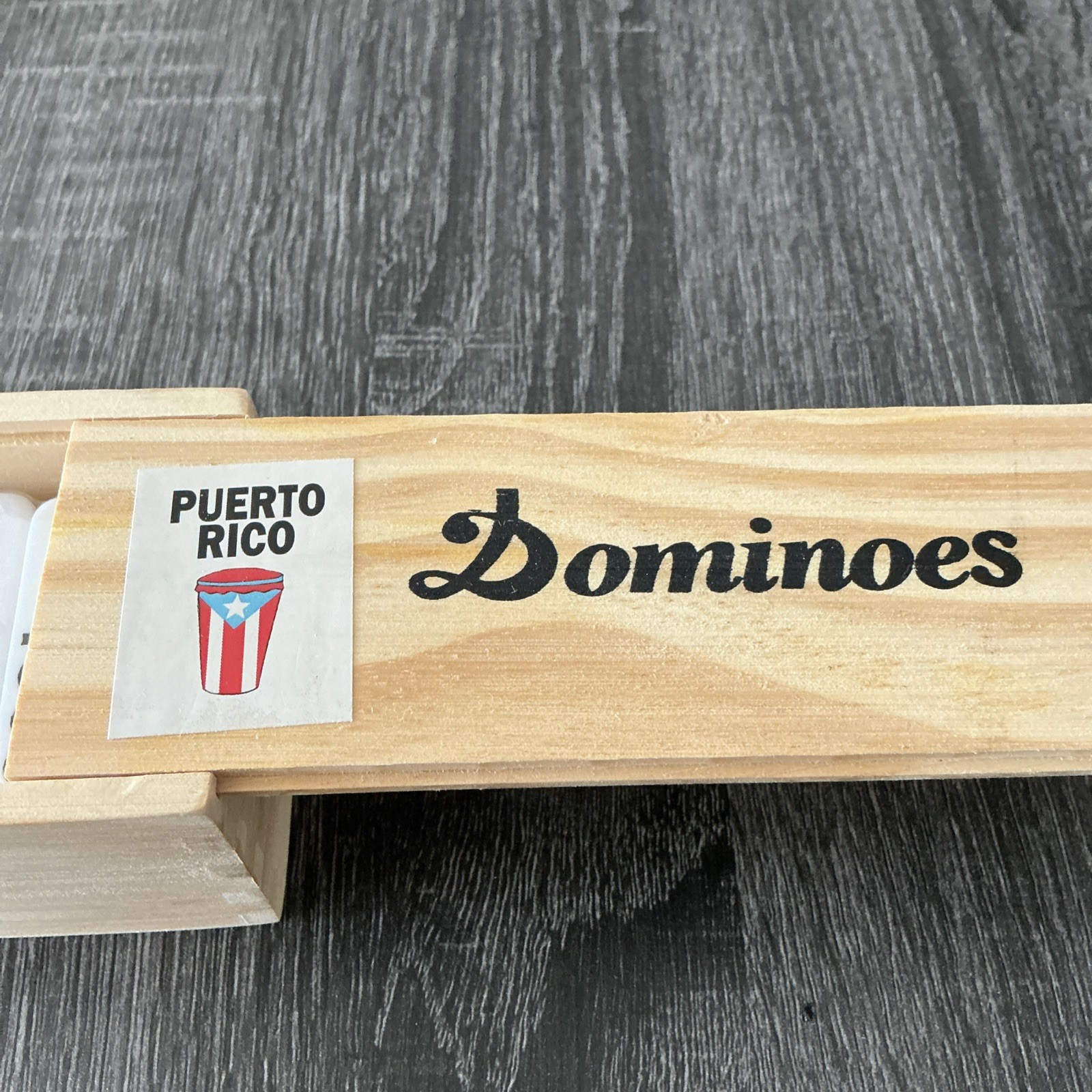DOUBLE SIX DOMINOES WITH WOODEN CASE JUEGO DE DOMINOS DOBLE 6