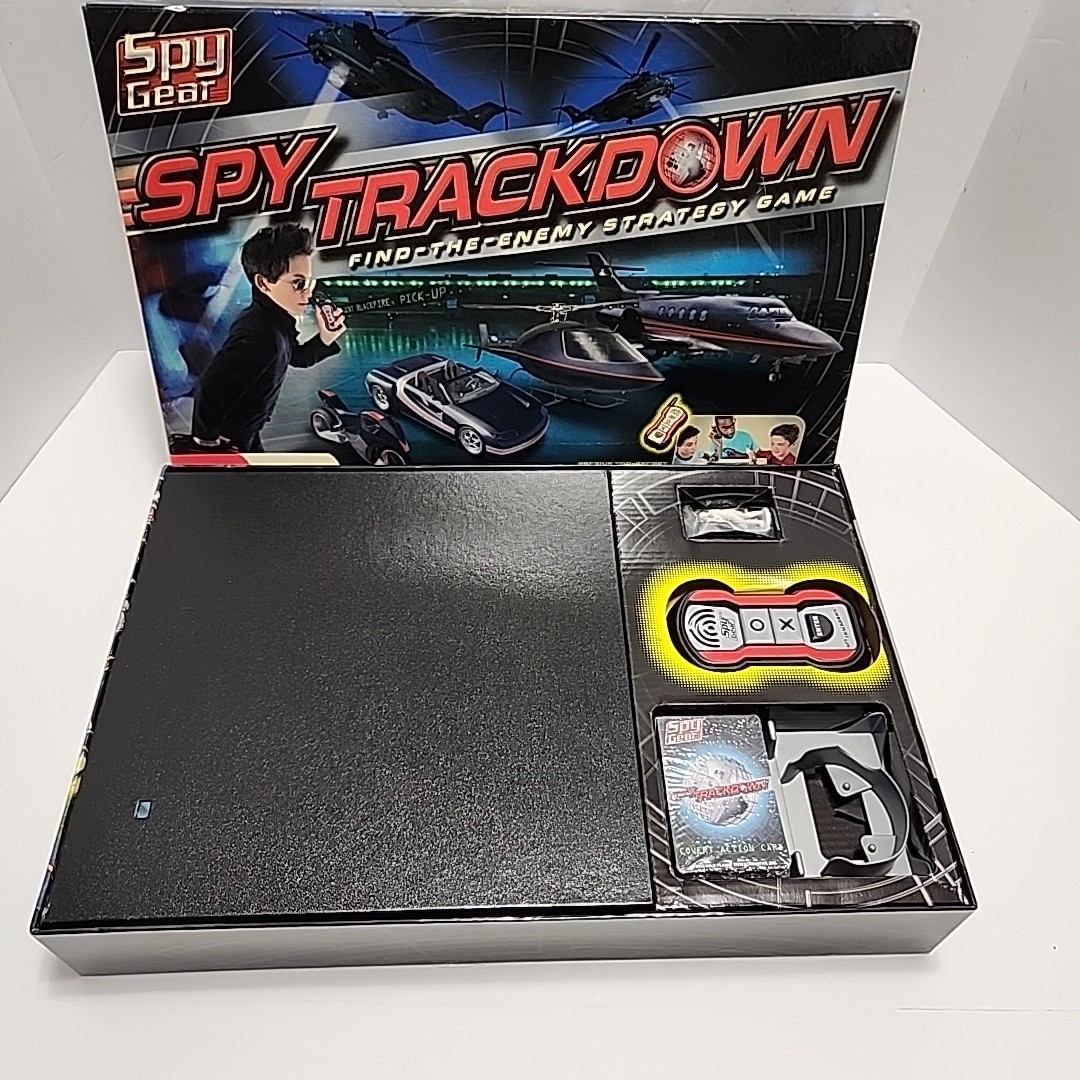 2008 Spy Gear Track Down Electronic Find the Enemy Strategy Game 100% COMPLETE