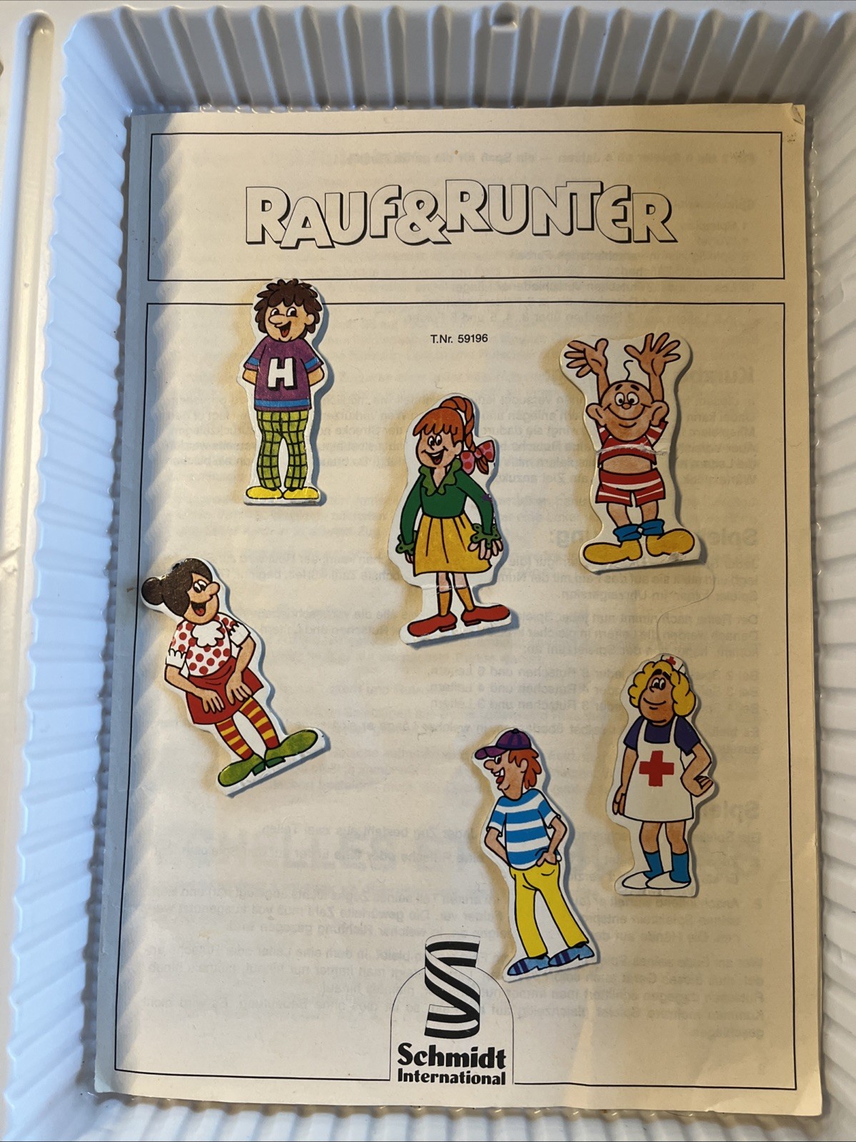 Schmidt Spiele Rauf & Runter 80′ Vintage- Shoots and Ladders Game- not complete