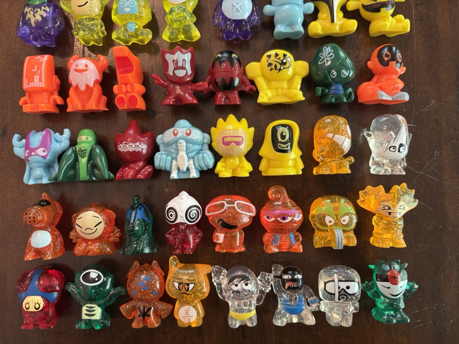 100% Complete SET of Series 2 EVOLUTION Gogos Crazy Bones gogo’s