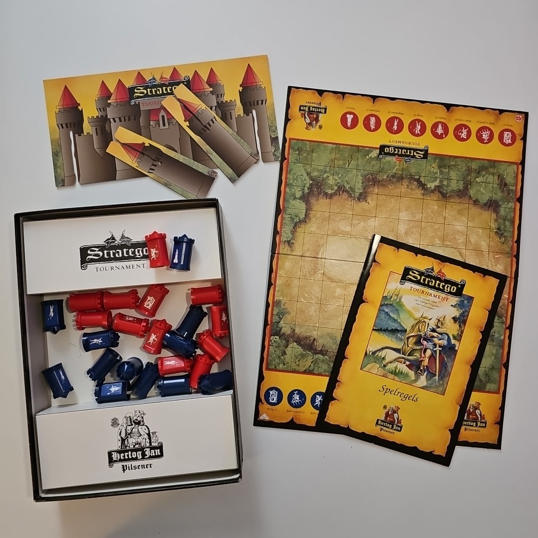 RARE Stratego Tournament DUTCH Version Strategy Board Game COMPLETE