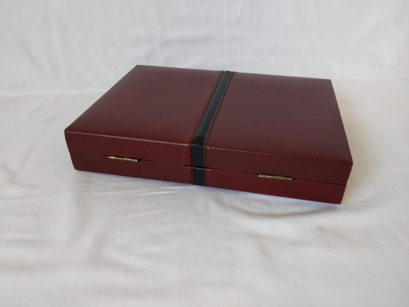 Vintage MR MAN Backgammon Board Game Leather Travel Case Box Brown Briefcase