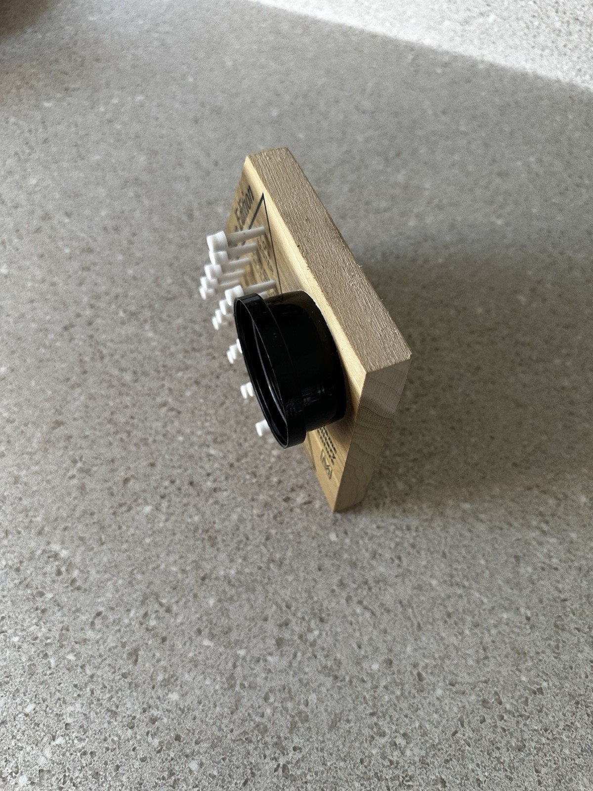 Vintage Triangle Peg Game – Deluxe Edition IQ Tester by Venture MFG Co. 1975 USA