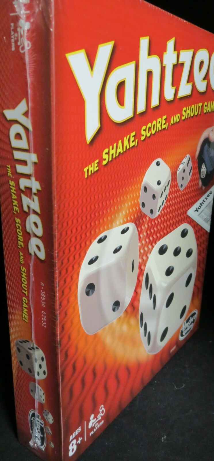 YAHTZEE GAME,New! Sealed Box Hasbro Games Shake Score Shout! Age 8 up Cards Dice