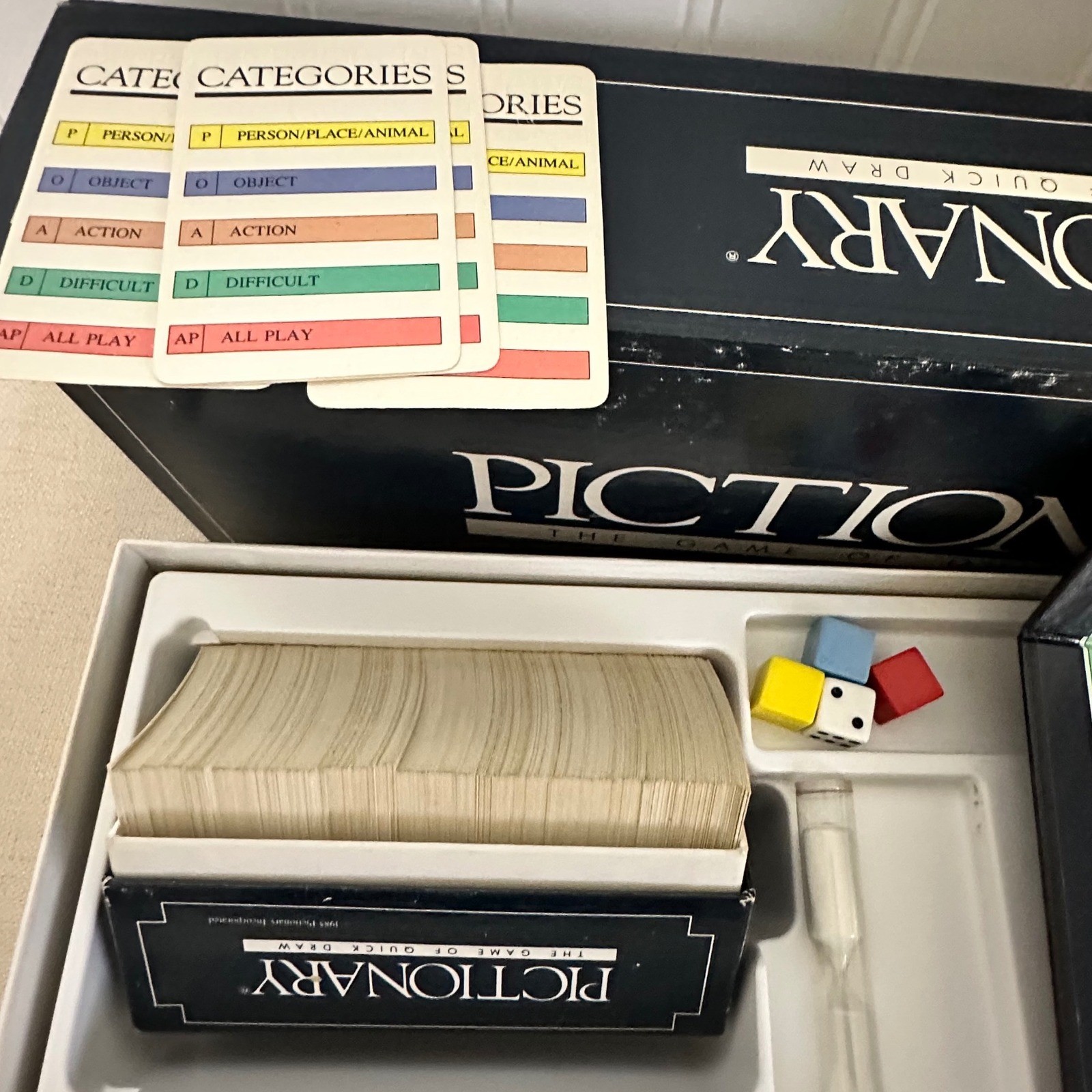 Pictionary Board Game First Edition 1985 Blue Box Vintage Good Condition Classic