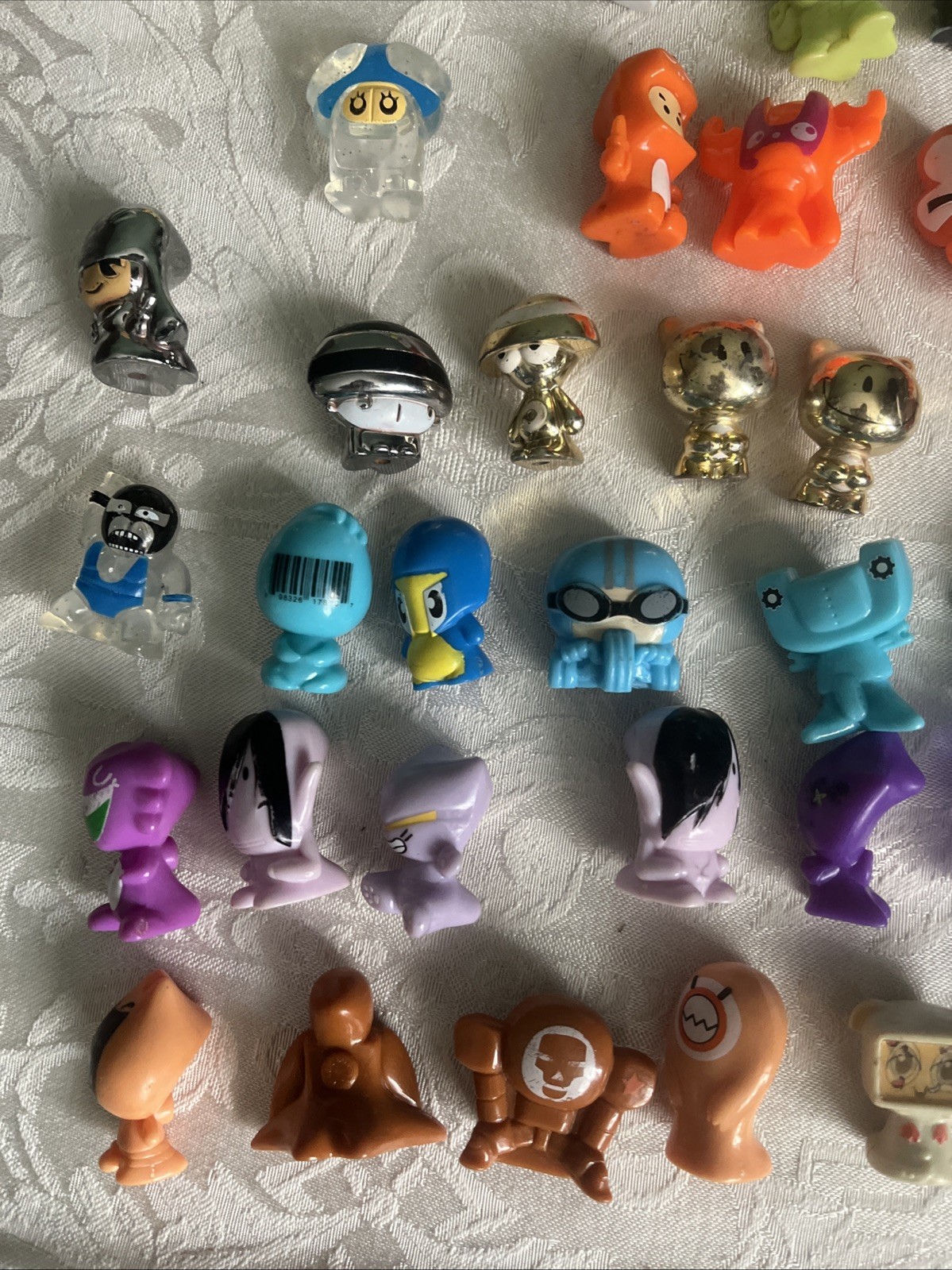 Gogo’s Crazy Bones Lot of 70 Figurine Toys Miniatures