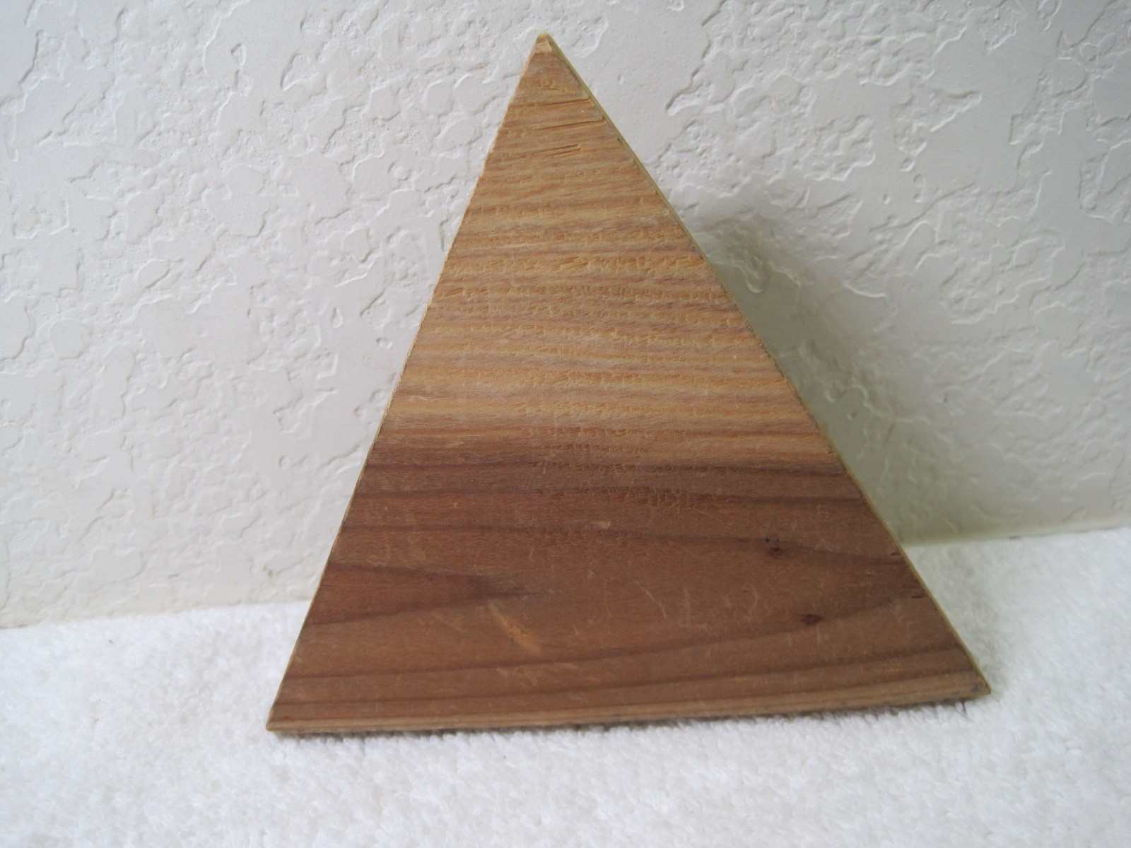 Vintage 1975 IQ Tester Wood Peg Board Game Brain Teaser Triangle Puzzle USA