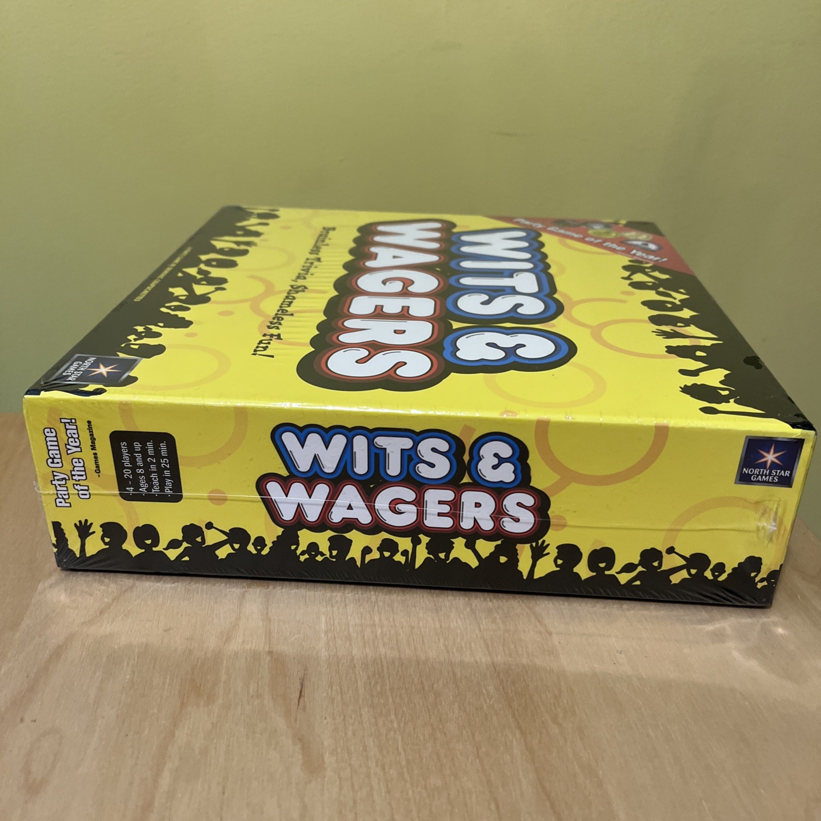 WITS & WAGERS PARTY TRIVIA GAME North Star Games 2013 Award Winning BRAND NEW
