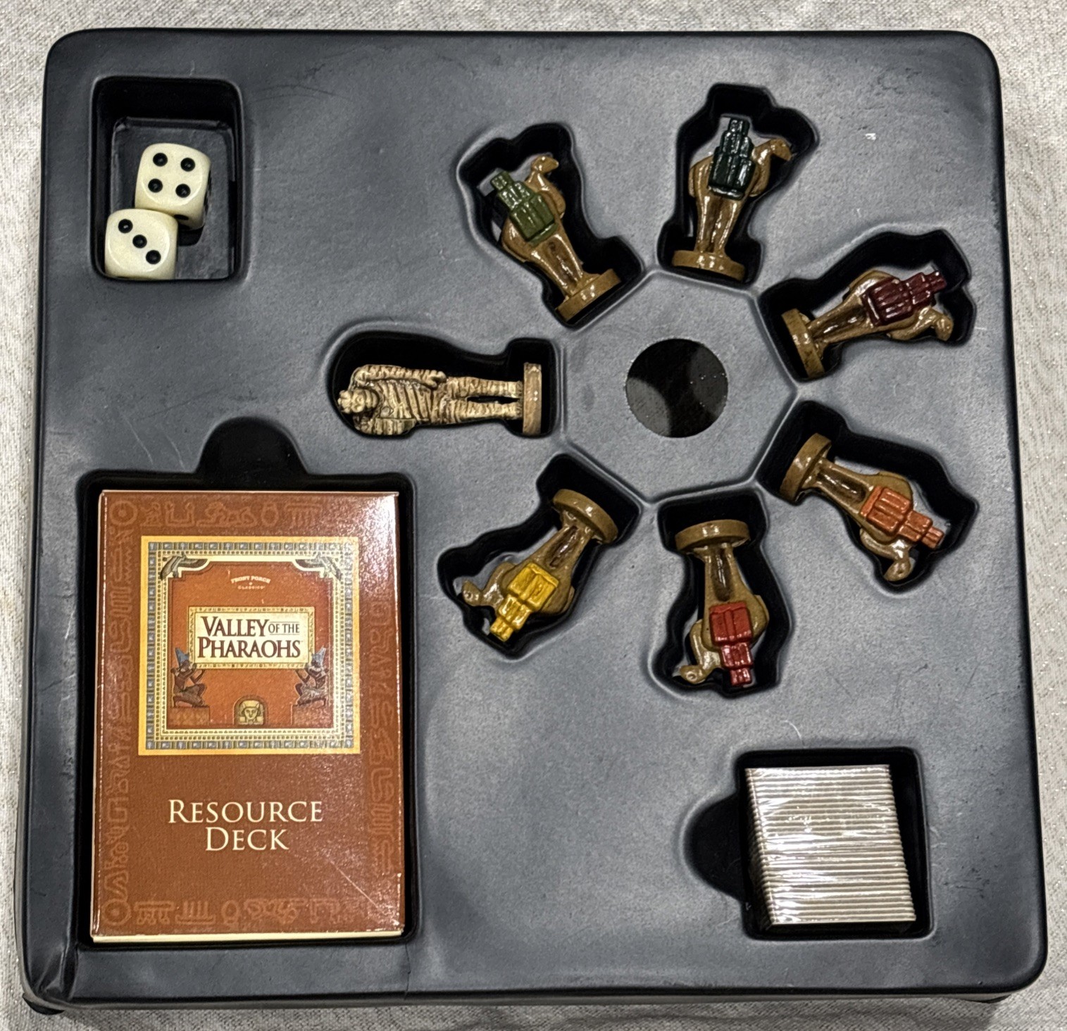VALLEY OF THE PHARAOHS Bookshelf Board Game 2006 Front Porch Classics – COMPLETE